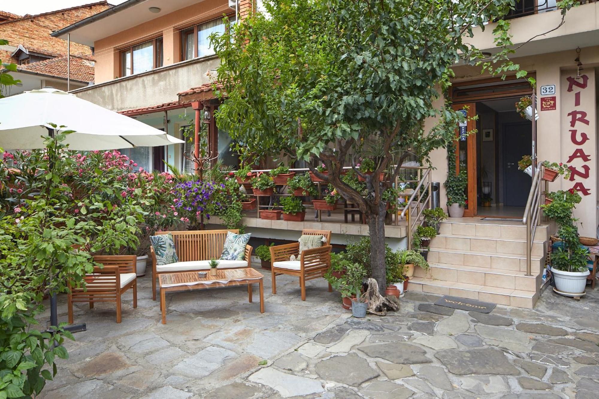 Nirvana Guest House Nesebar Buitenkant foto