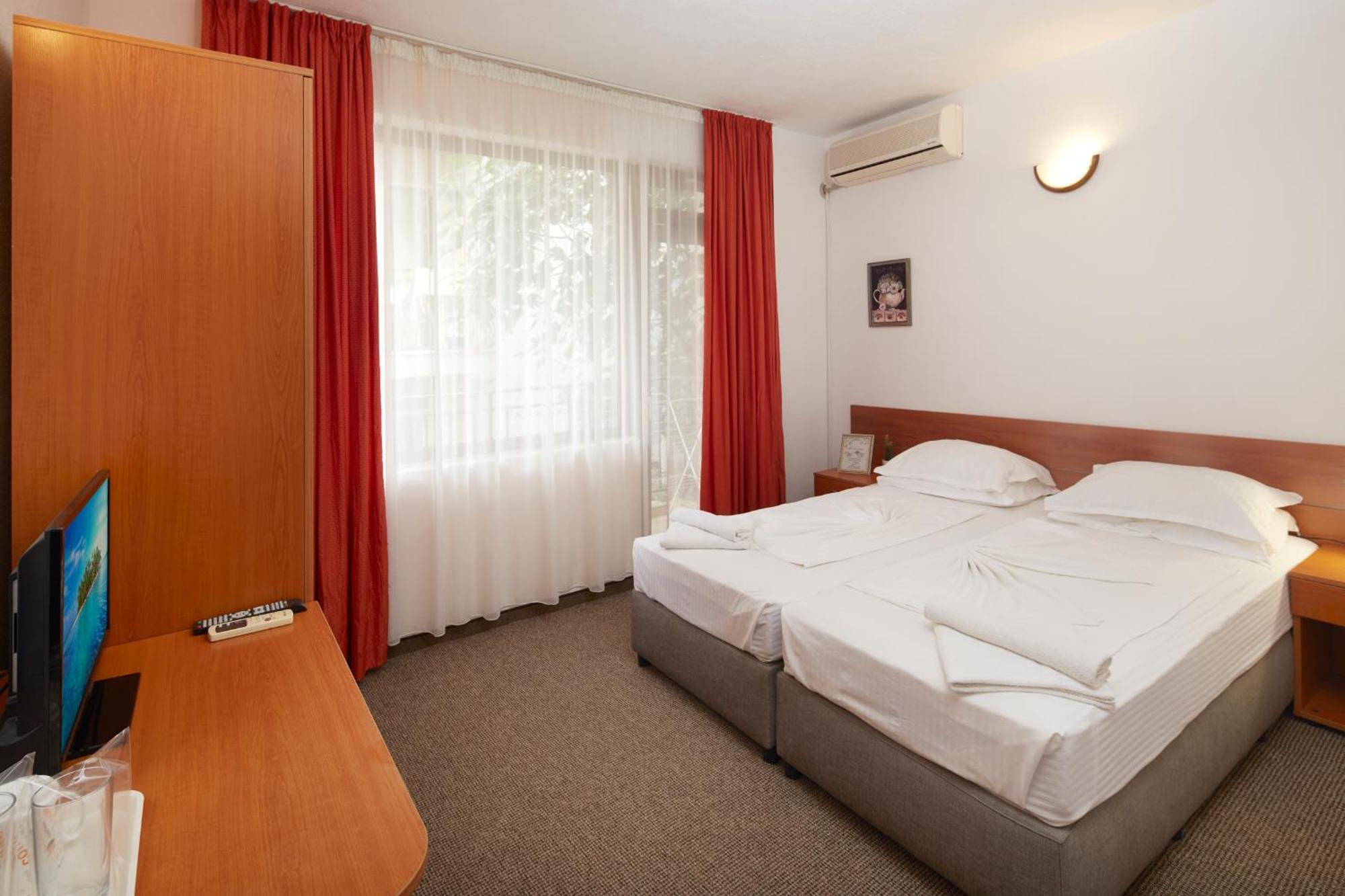 Nirvana Guest House Nesebar Buitenkant foto