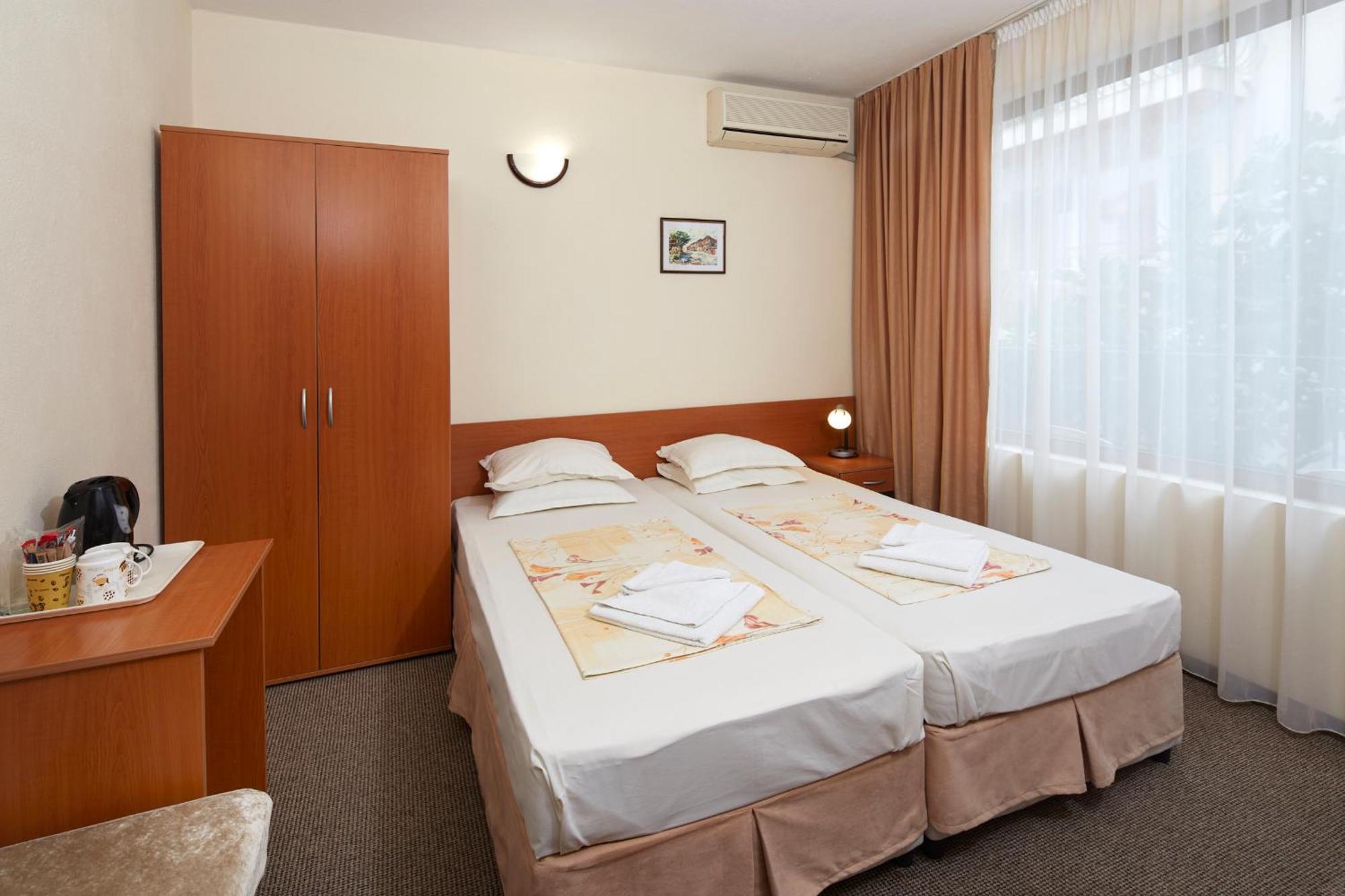 Nirvana Guest House Nesebar Buitenkant foto