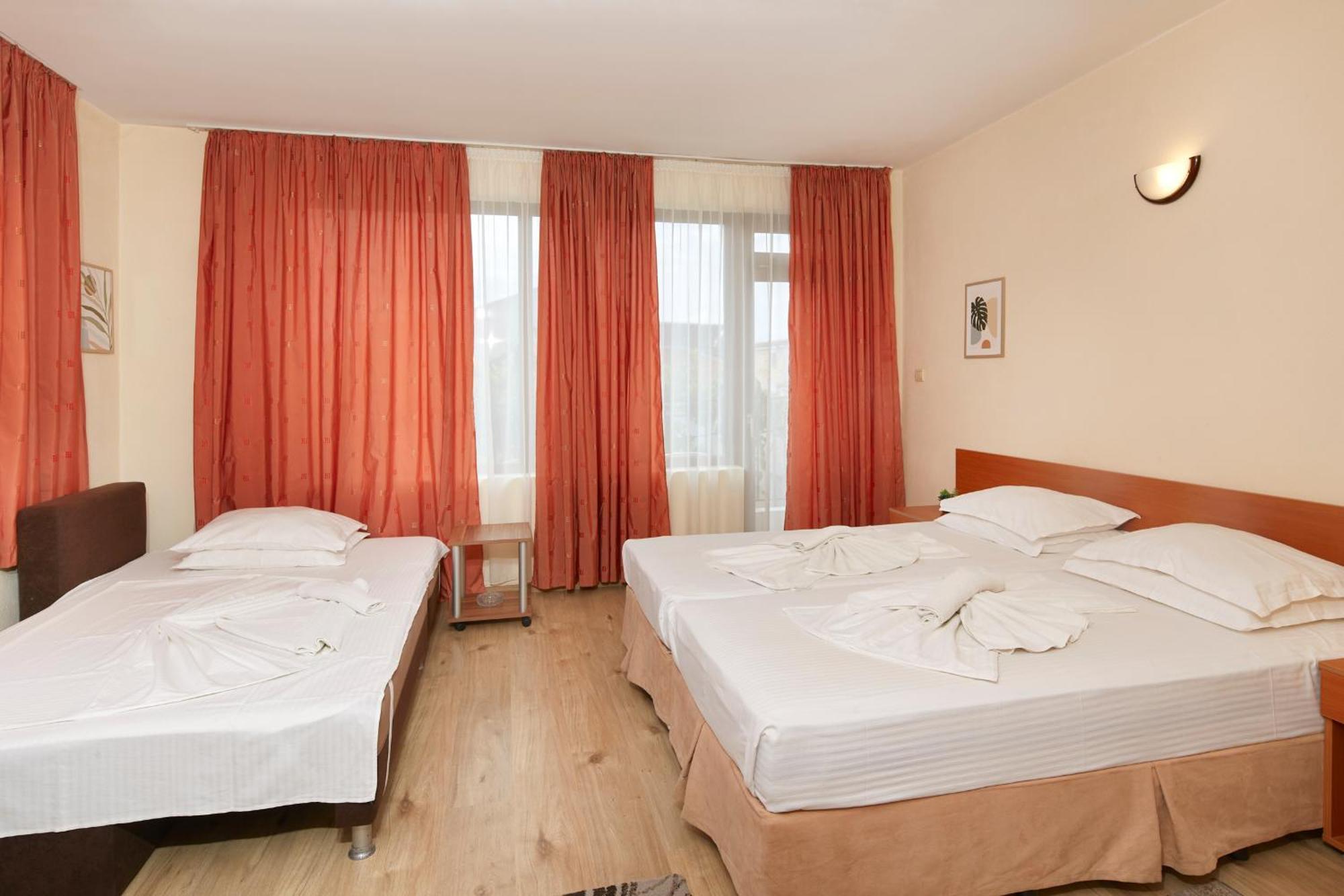 Nirvana Guest House Nesebar Buitenkant foto